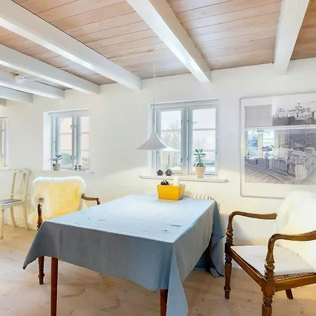 Town House With Views Of Bay Feriehus